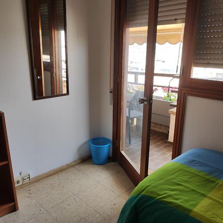 Nice Room-Terrace- Private Toilete-Closer Sport Pier-Optical Fiber 1 Gb Las Palmas de Gran Canaria Exterior photo